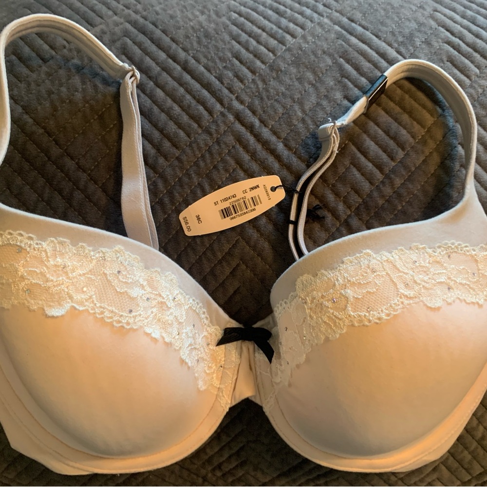 Victoria’s Secret Body By Victoria - 36C NWT